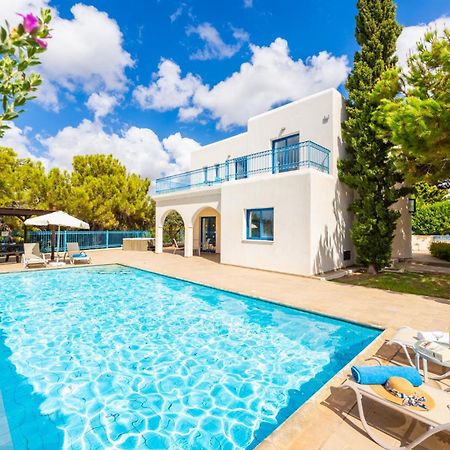 Azzurro Holiday Villas เปเยีย ภายนอก รูปภาพ