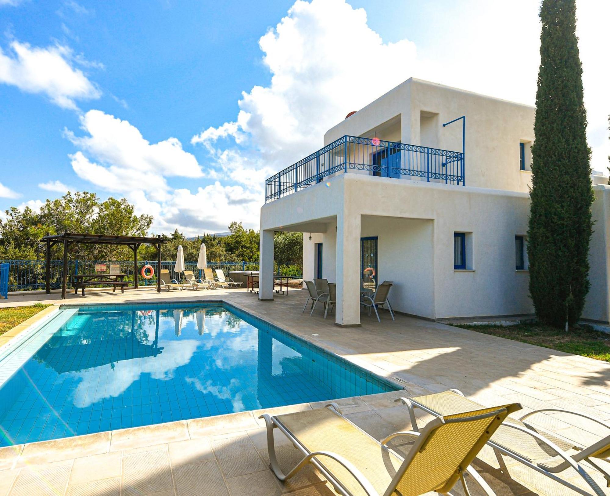 Azzurro Holiday Villas เปเยีย ภายนอก รูปภาพ