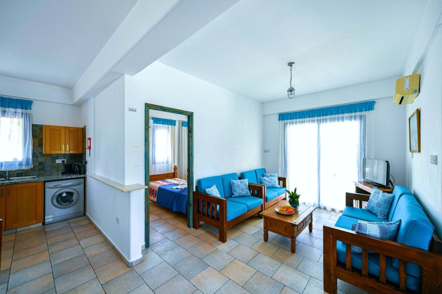Azzurro Holiday Villas เปเยีย ภายนอก รูปภาพ