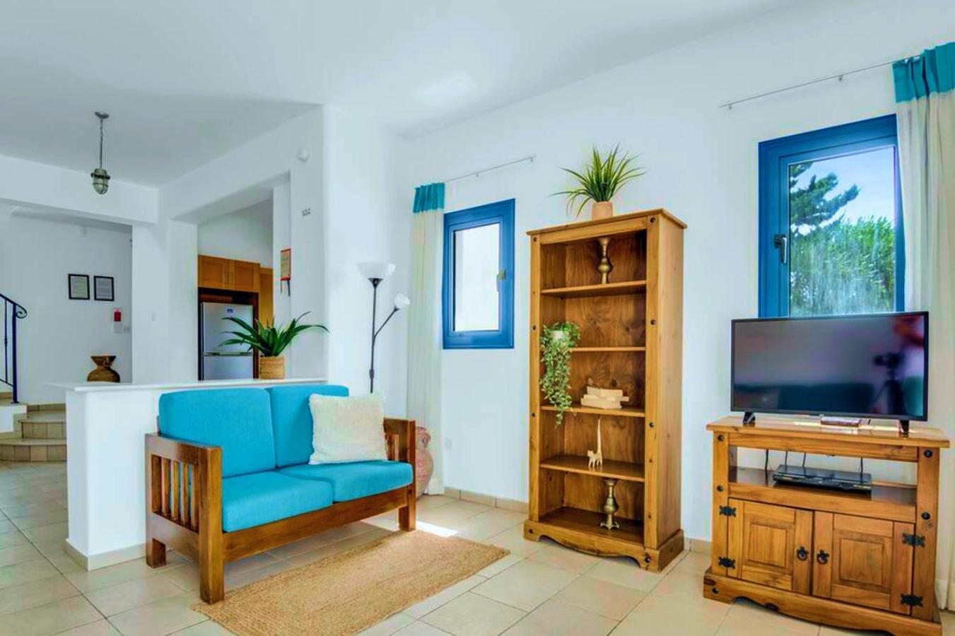 Azzurro Holiday Villas เปเยีย ภายนอก รูปภาพ