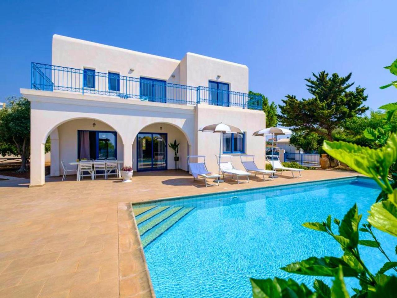 Azzurro Holiday Villas เปเยีย ภายนอก รูปภาพ