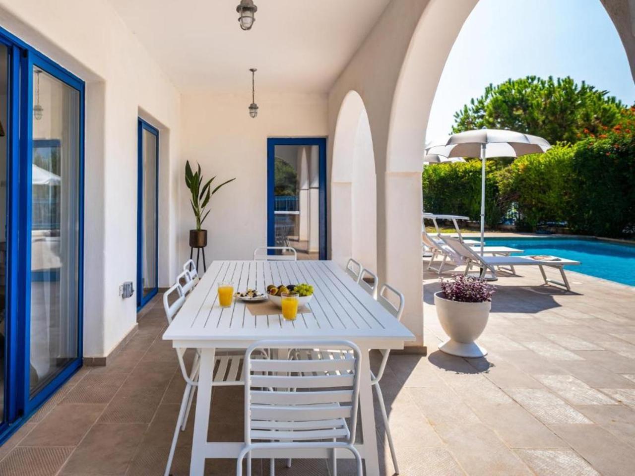 Azzurro Holiday Villas เปเยีย ภายนอก รูปภาพ