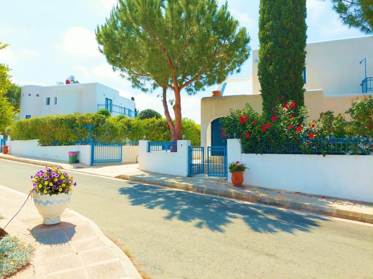 Azzurro Holiday Villas เปเยีย ภายนอก รูปภาพ