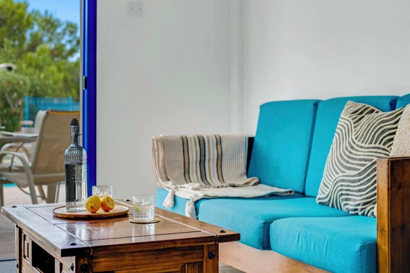 Azzurro Holiday Villas เปเยีย ภายนอก รูปภาพ
