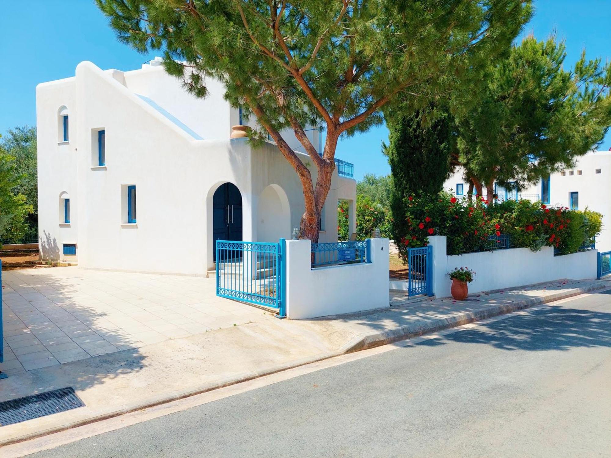 Azzurro Holiday Villas เปเยีย ภายนอก รูปภาพ