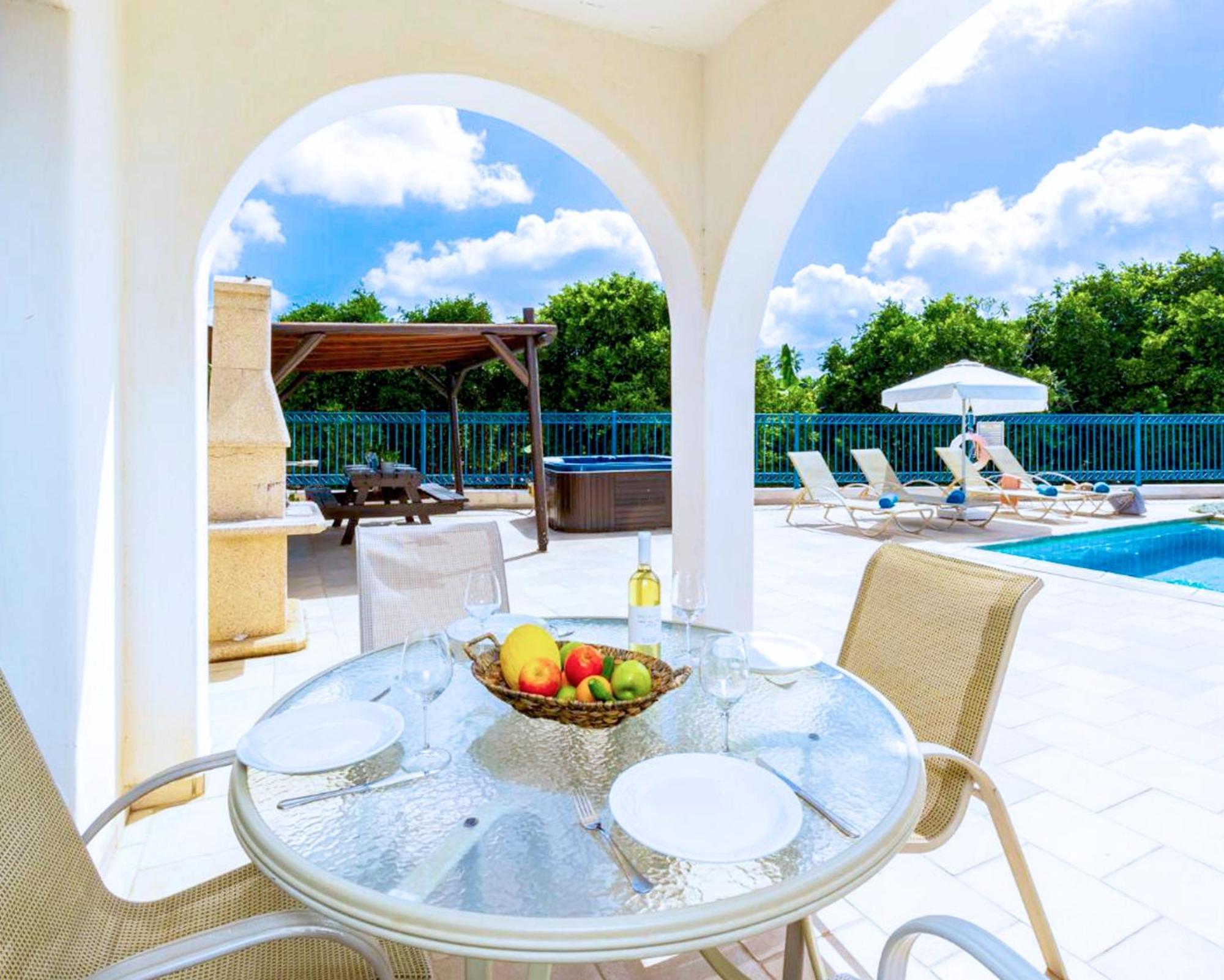 Azzurro Holiday Villas เปเยีย ภายนอก รูปภาพ